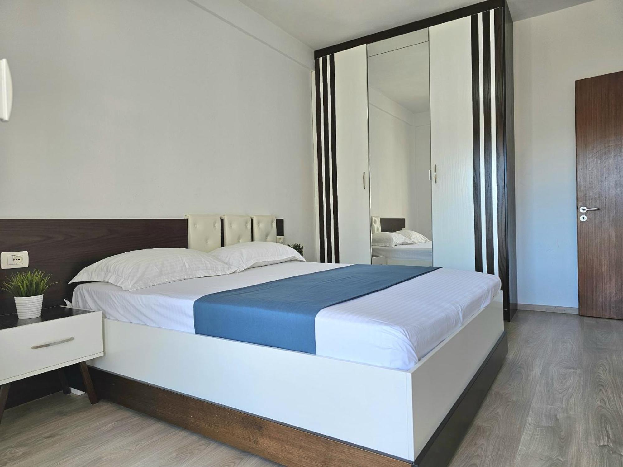 Celin Apartment Sarandë Eksteriør bilde