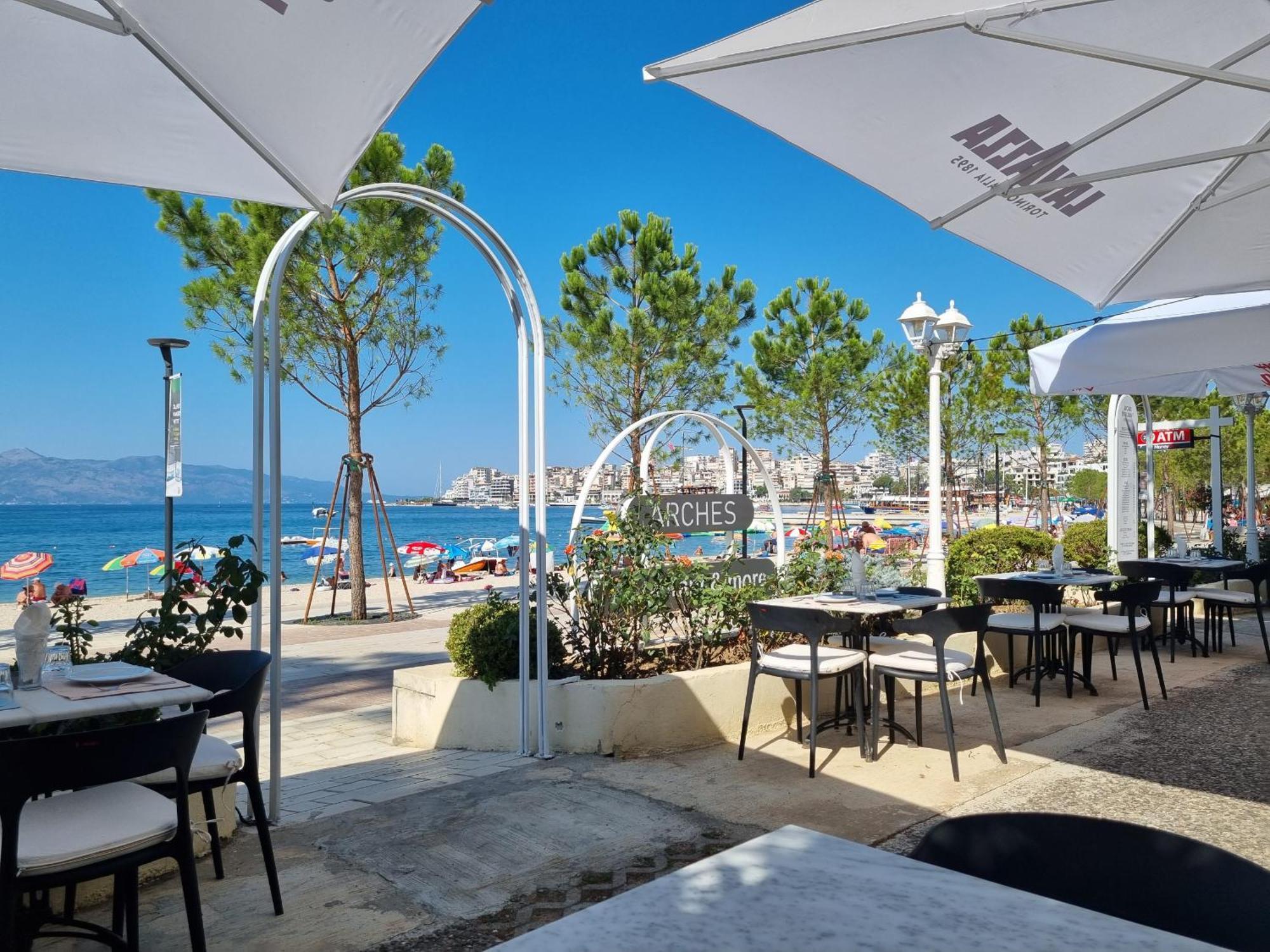 Celin Apartment Sarandë Eksteriør bilde